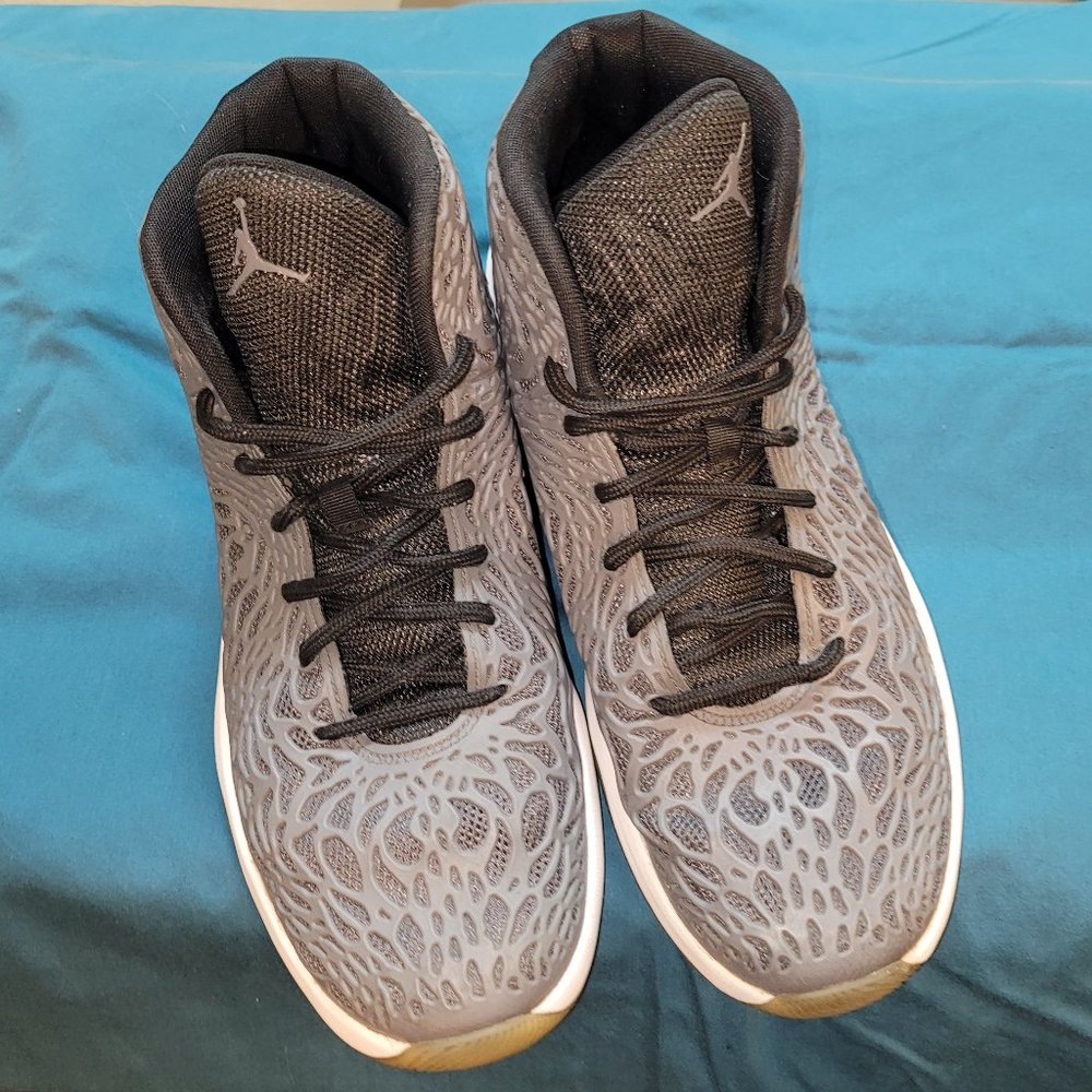 NIKE Air Jordan ultra fly cool grey 834268-003